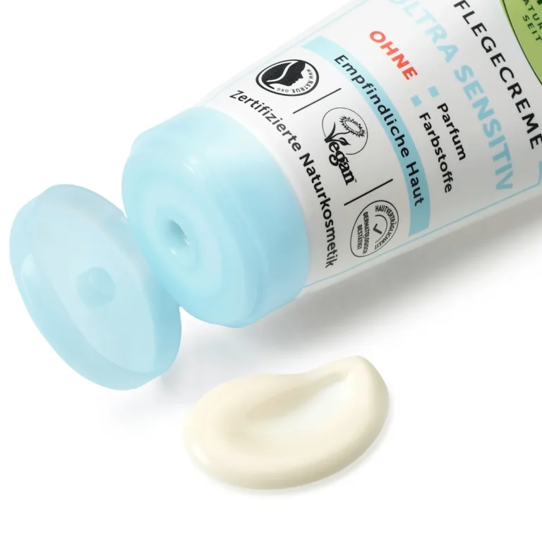 Alverde ultra sensitive face cream texture detail