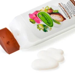 alverde rich body lotion creamy texture close-up