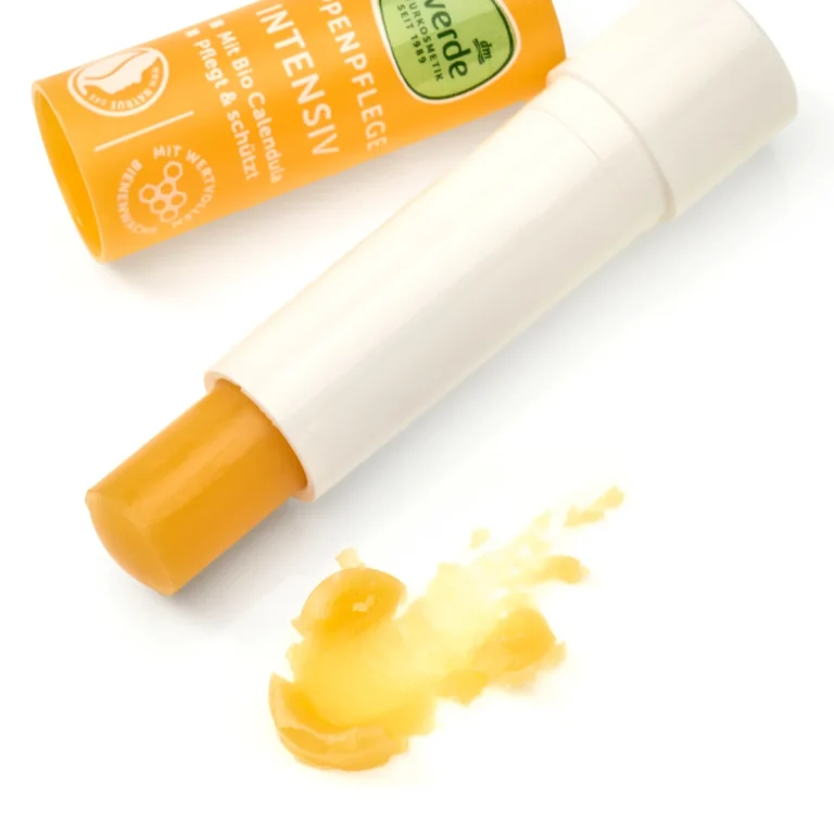 Alverde Calendula Lip Balm 4.8 g | Detail