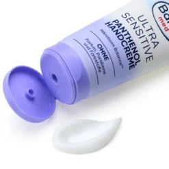 Balea Med Ultra Sensitive Hand Cream, 100ml Balea MED Ultra Sensitive Hand Cream texture cream swatch