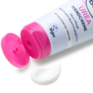 Balea Urea hand cream texture detail
