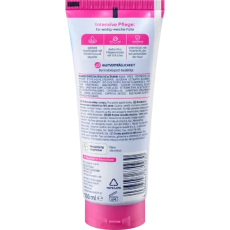 Ingredient list of Urea Foot Cream showing Urea and Niacinamide