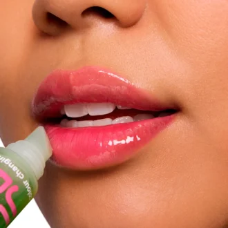 essence JUICY BOMB Shiny Lipgloss 107 Glowy Gummy - Detail