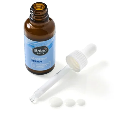 Balea Men Sensitive Serum, 30 ml Balea MEN Serum Sensitive clear gel‑serum texture close‑up
