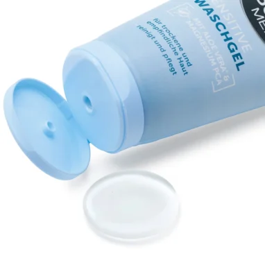 Balea Men Sensitive Wash Gel, 150 ml MEN Wash gel Sensitive creamy gel texture close‑up for sensitive skin