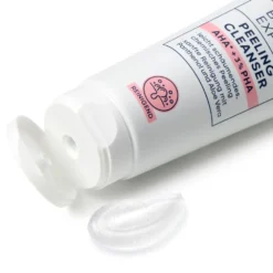 Clear gel texture of the Beauty Expert Peeling Cleanser