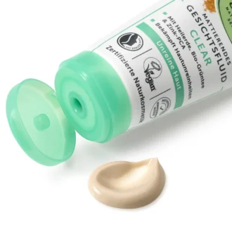 Texture of alverde Clear Face Fluid with healing clay