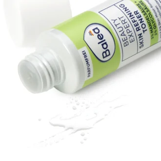 Clear liquid texture of Balea Beauty Expert AHA peeling toner