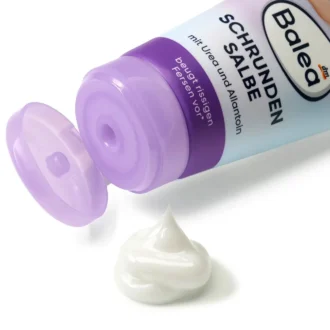 Rich occlusive texture of Intensive Heel Repair Ointment