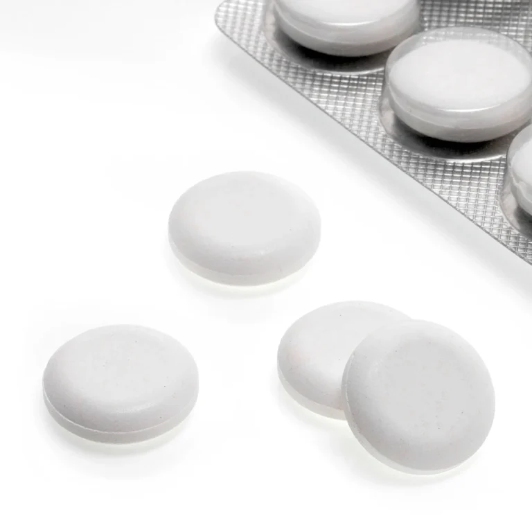 Mivolis Magnesium + Vitamin C + B6 + B12 Lozenges, 30 Tablets Mivolis magnesium and vitamin C, B6 and B12 orange-flavored lozenges