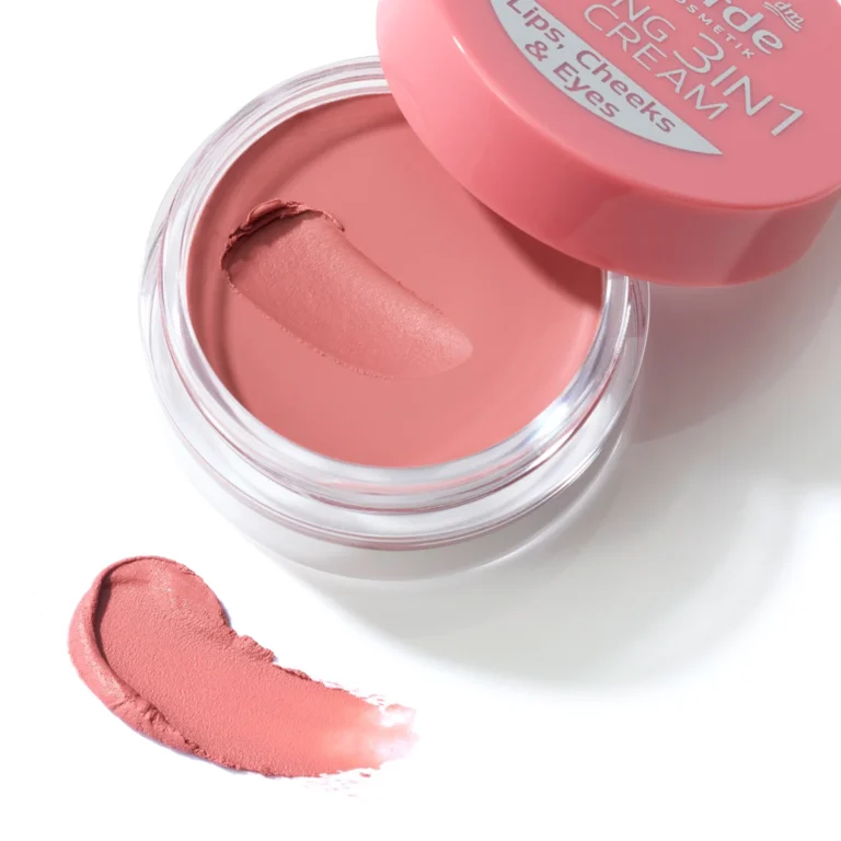 Alverde Natural Cosmetics Melting 3-in-1 Cream 20, 6.5 ml Alverde Melting 3-in-1 Cream 20 6.5 ml multi-use color for lips, cheeks and eyelids - Detail % Texture