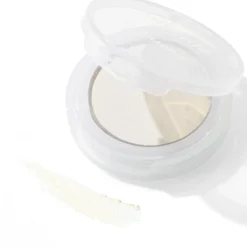 Open alverde Mono Matte Eyeshadow compact showing white shade 01 All In One